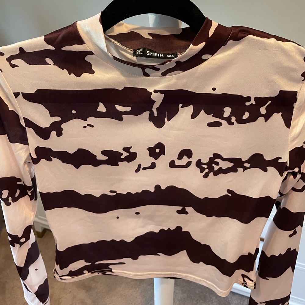 Shein multicolored long sleeve crop top